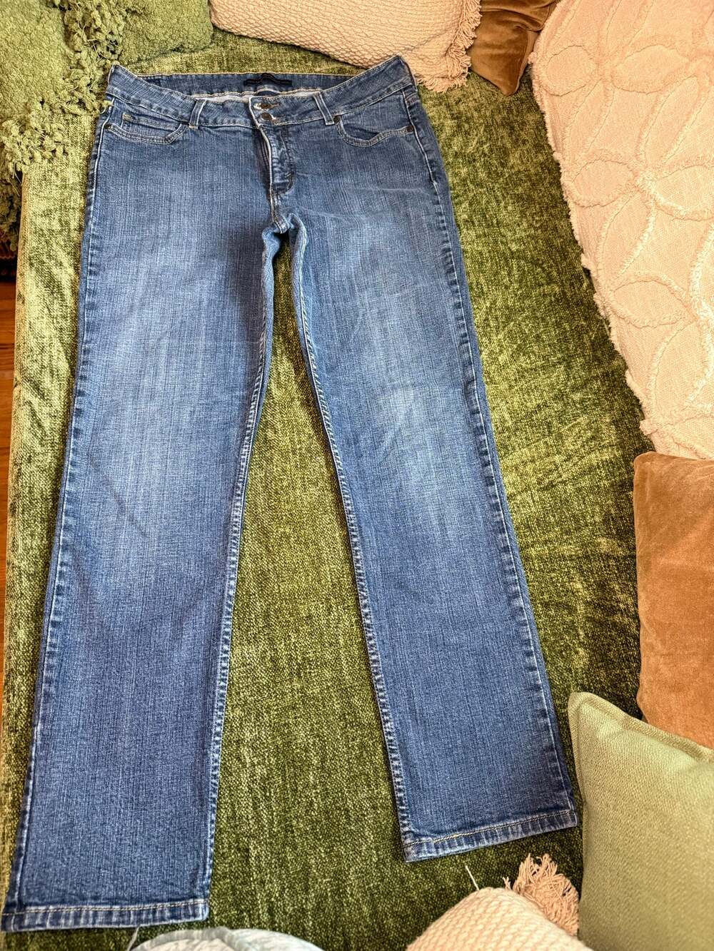 Levi’s 526 Slender Straight Jeans Women’s 16M
